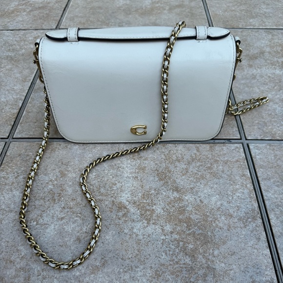 Coach Bea Crossbody - Picture 1 of 16